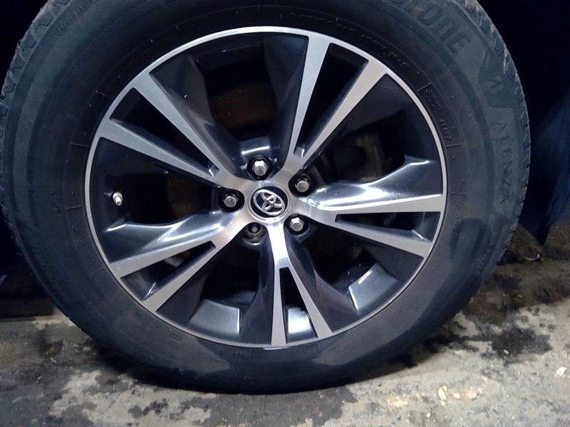 Rim Wheel 18x7-1/2 Alloy 10 Raised 5 V Spoke Fits 16-19 HIGHLANDER 1773106