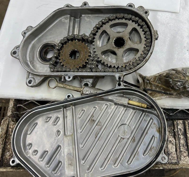 Ski-doo REV 800 X Chaincase with gears and chain 504152105