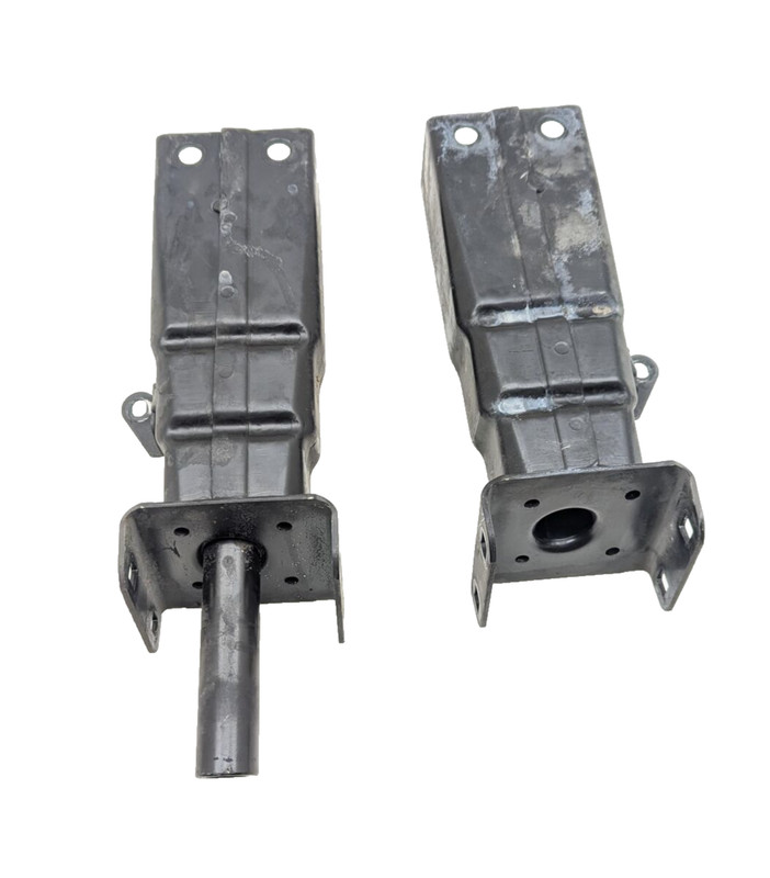 06-11 Mercedes W219 CLS550 Front Bumper Reinforcement Crumple Support Brackets