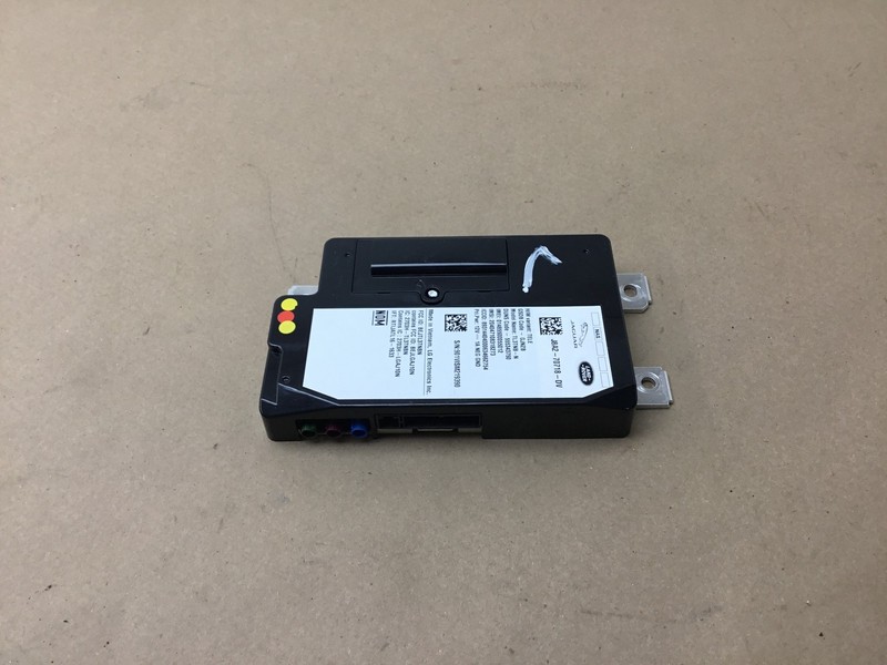 Jaguar XE S 2018 Telematics Communication Control Module Unit 16-19 ;:M