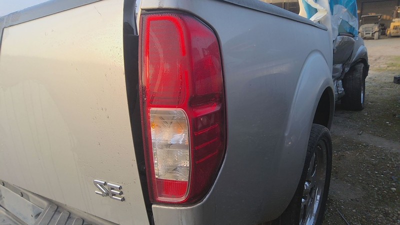 Tail Light Assembly NISSAN FRONTIER Right 05 06 07 08 09 10 11 12 13 14