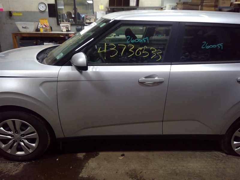 Driver Left Front Door Without Automatic Up And Down Fits 20-24 SOUL 1754895