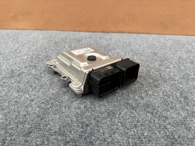 GENESIS G80 2017-2020 OEM TRANSMISSION CONTROL MODULE UNIT RWD 5.0L V8 ASSEMBLY