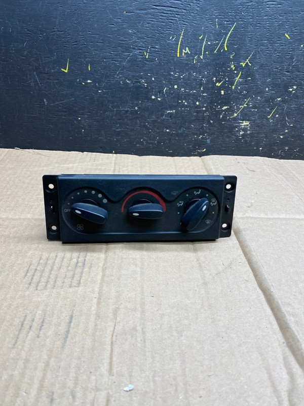 International Navistar 4300 Climate Control Heater Fan Panelaa4453 DG