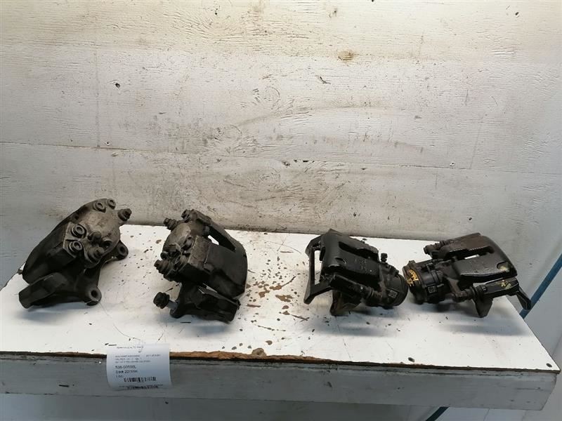 Set Of 4 TRW Brake Calipers Fits 08-12 AUDI S5 957639