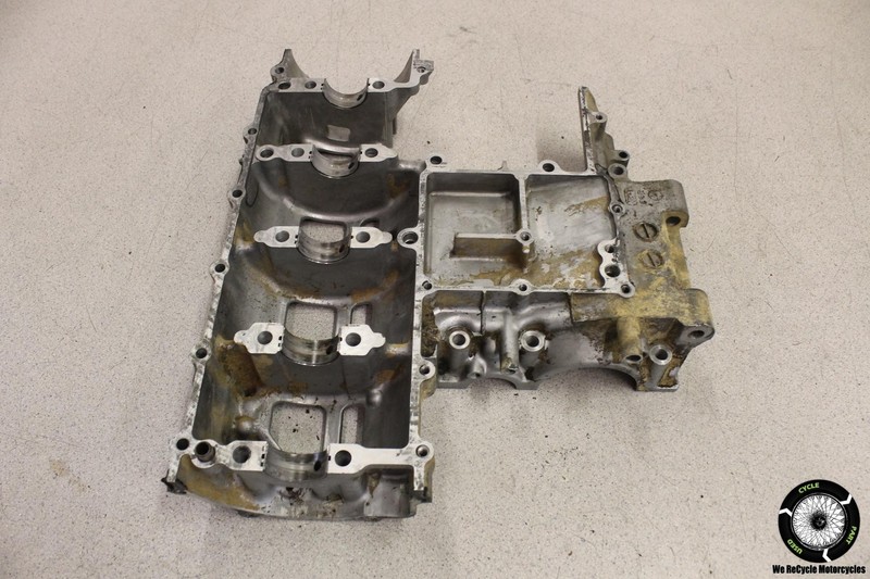 1999 Suzuki GSXR750 ENGINE MOTOR MIDDLE CRANKCASE CRANK CASE BLOCK GSXR 750