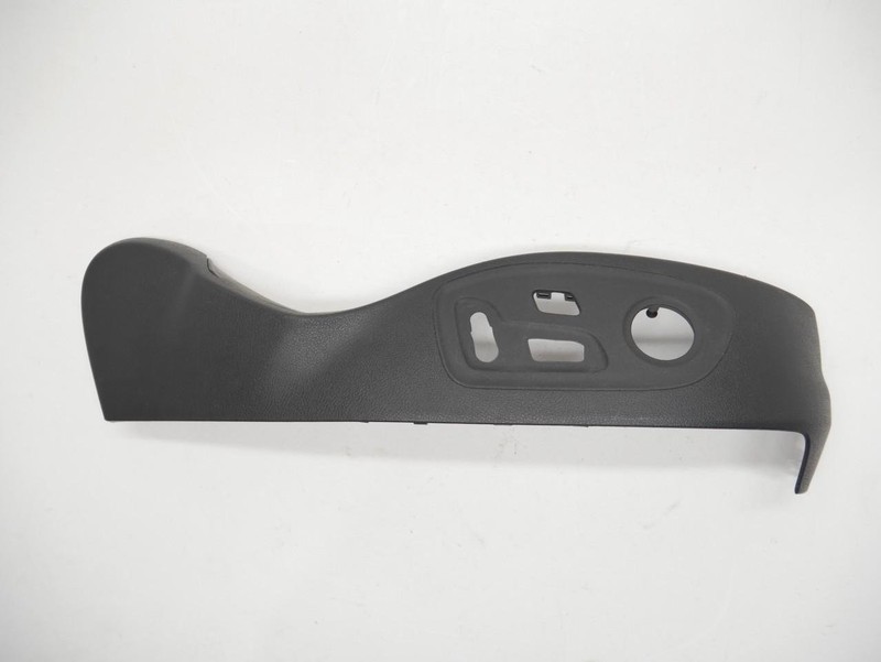 2014-2015 Audi RS7 C7 Passenger Seat Adjustment Trim Vent/Heated Massage RH OEM