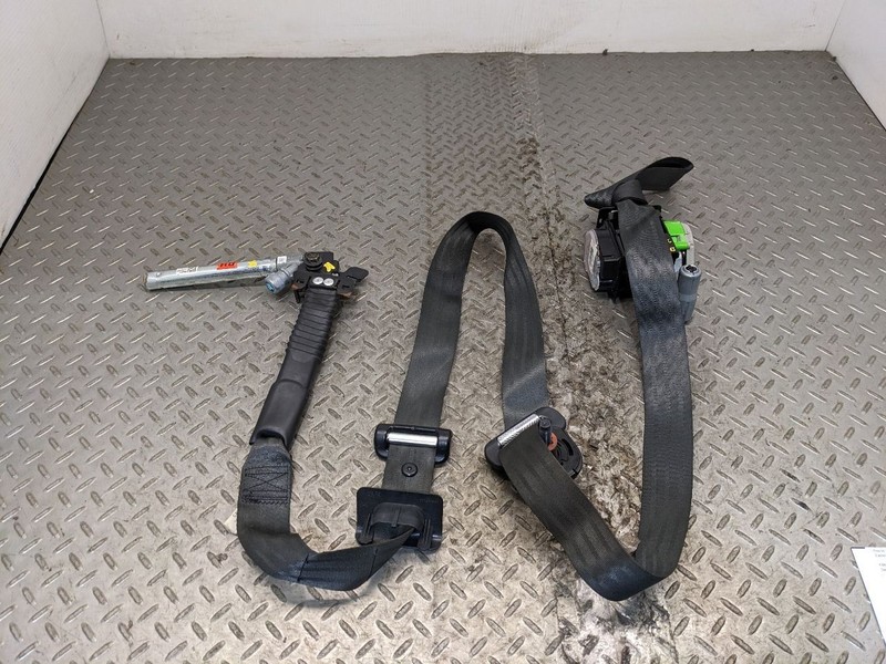 Seat Belt Front Passenger Retractor Fits 12-17 VELOSTER 1172540