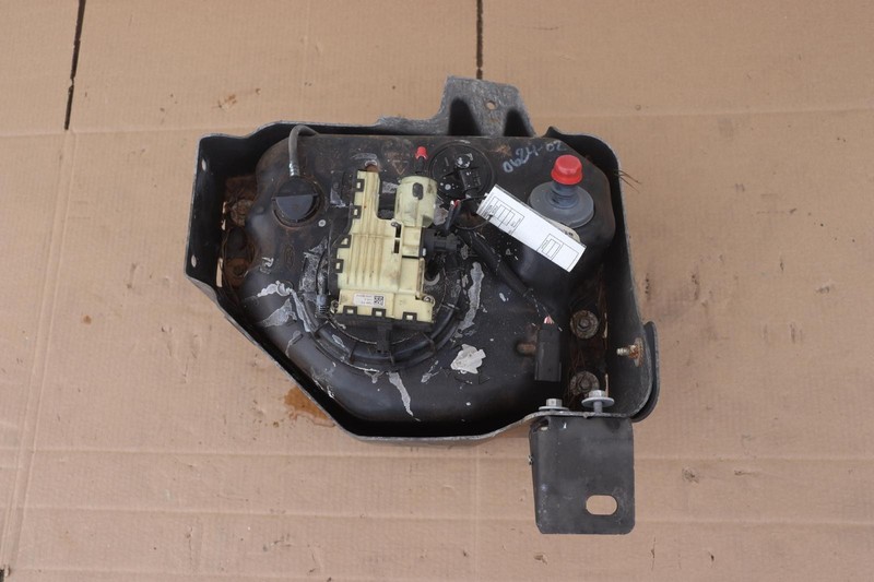 2011-2016 FORD F350 SUPER DUTY 6.7L DIESEL EXHAUST FLUID DEF TANK RESERVOIR OEM