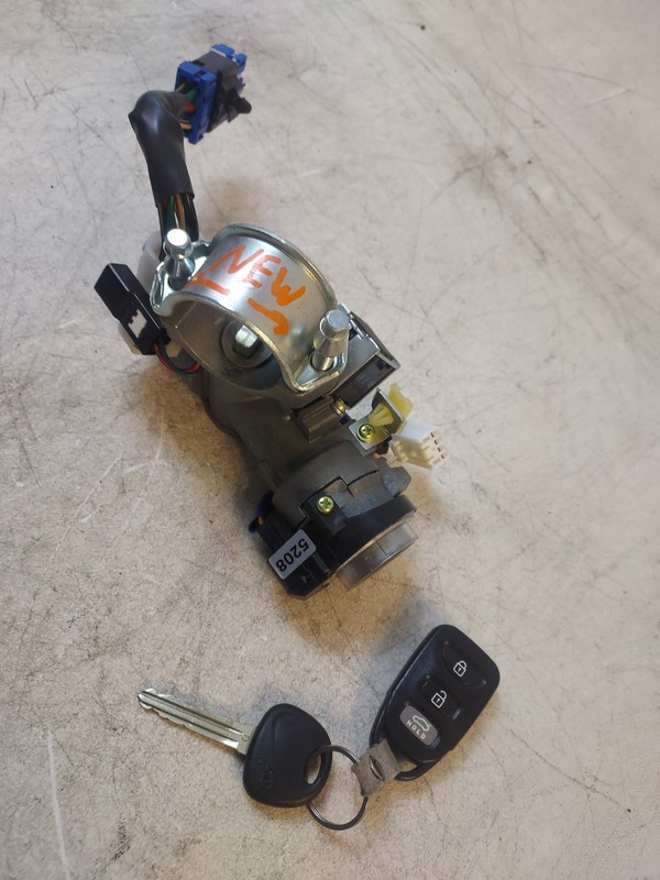 2014-2015 KIA Sorento Ignition Switch Cylinder Lock Assembly w/ 1 Key & FOB OEM