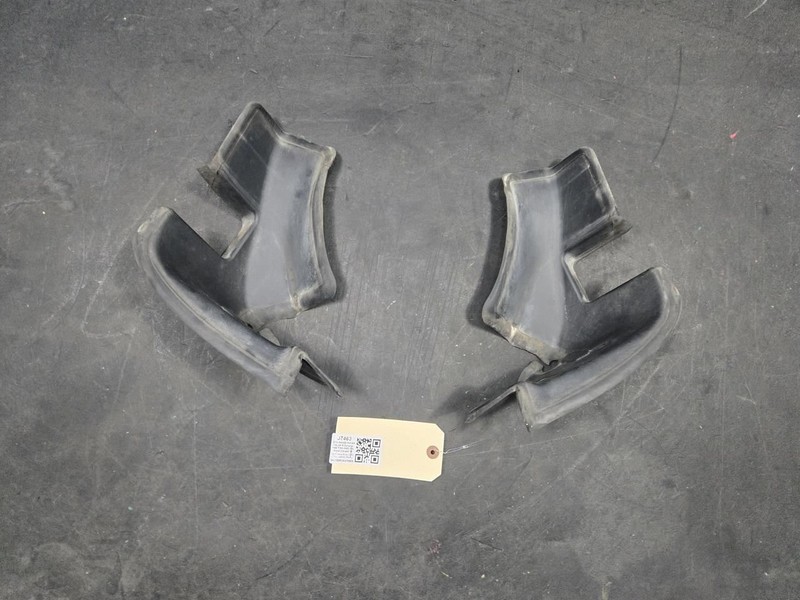 2PC Trunk Liftgate Hinge Covers Set 2018 Range Rover Velar J8A2-44248-AD 19 - 22