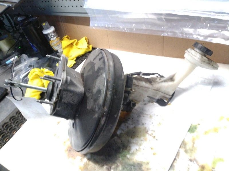 2017 Nissan Rogue Power Brake Booster OEM 472104BA0A 98K Miles Black