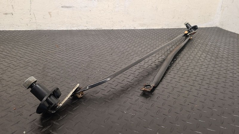 92-22 Ford E450SD Van Windshield Wiper Arm Linkage OEM 1C2Z-17566-AA
