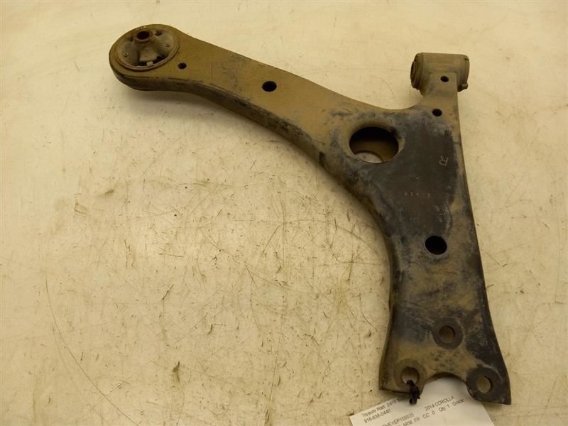 14-19 TOYOTA COROLLA LE 1.8L FWD AT PASSENGER FRONT LOWER CONTROL ARM ASSEMBLY