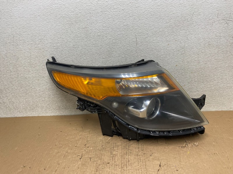 2011 to 2015 Ford Explorer Police Right Passenger Halogen Headlight Oem S0974 DW