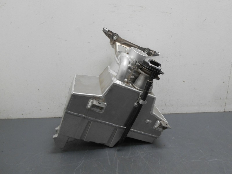 2017 18 19Audi R8 V10 Oil Sump Reservoir Tank / Cap#1169 M5