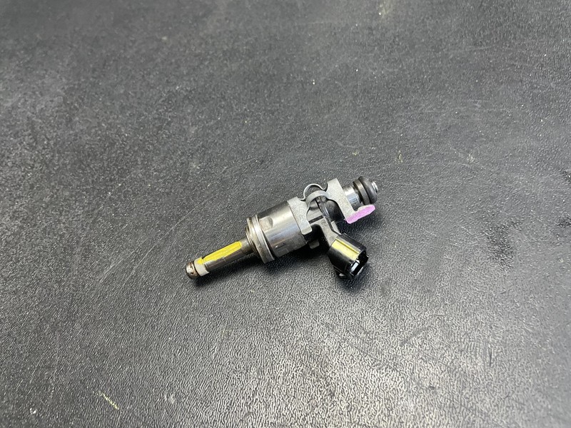 1PC Fuel Injector 2022 Subaru Forester 16611-AB030 2019 2020 2021 2023