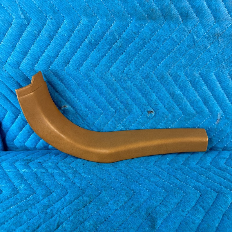 89–91 CHRYSLER TC MASERATI 46K Front Right Interior Trim Molding Ginger Tan OEM