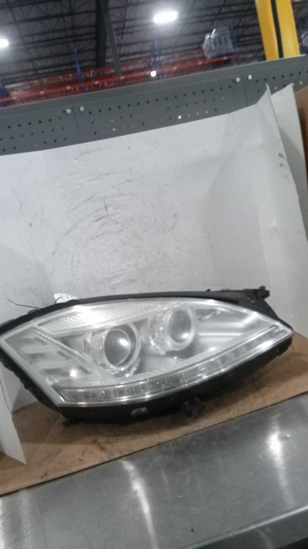 2012 Mercedes-Benz S-Class Right Headlight Assembly OEM 367949 Used 171K Miles