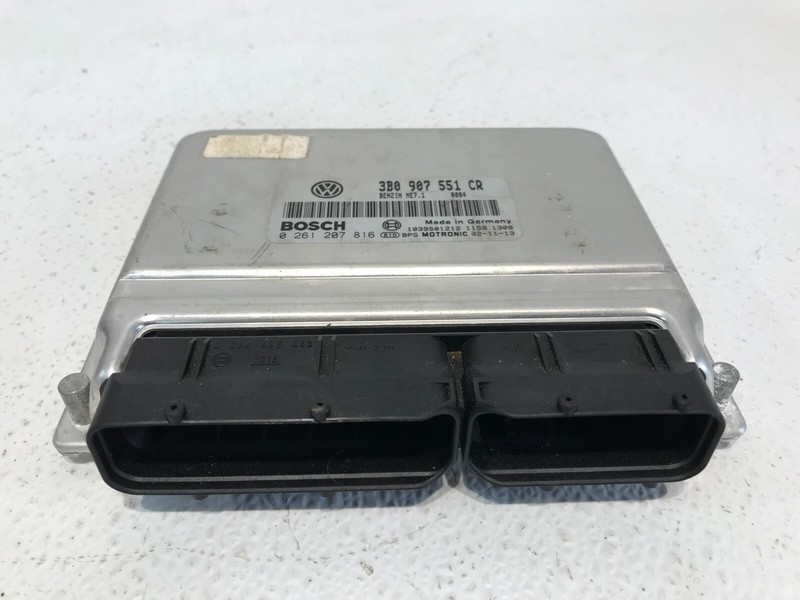 03 Volkswagen Passat ECM ECU Engine Control Module OEM 0261207816