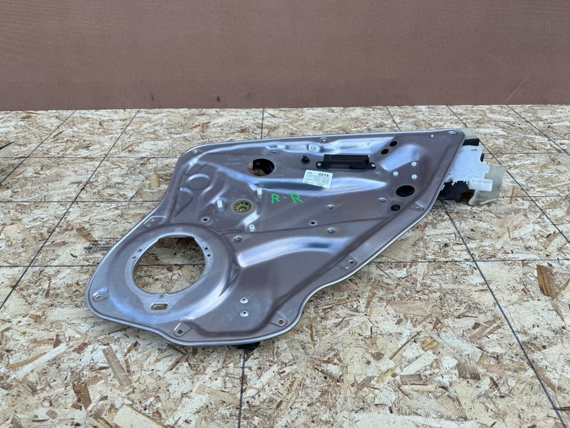 MERCEDES W212 E63 2010-2016 OEM REAR RIGHT PASSENGER DOOR WINDOW REGULATOR ASSY