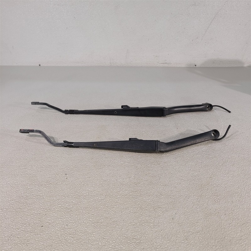 97-04 Corvette C5 Windshield Wiper Arms Lh Rh Pair Aa7496
