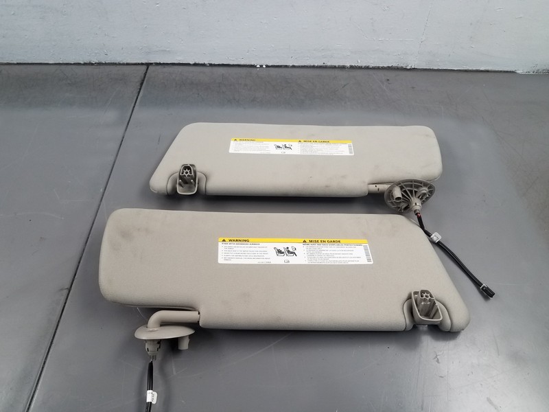 2018 Ram 3500 Laramie DRW Diesel 4x4 Sun Visors #5222 V10