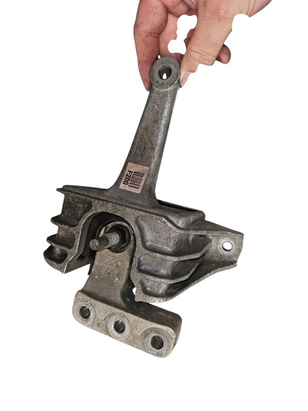 Hydraulic Right Motor Mount for 17-23 Hyundai Elantra Ioniq Kona Veloster Seltos