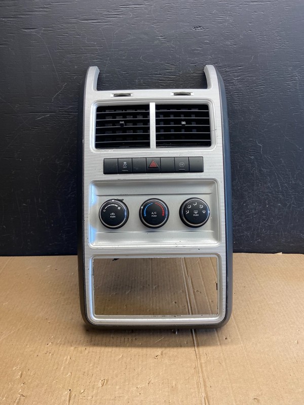 2009 2010 Dodge Journey Center Dash A/C AC Climate Control Bezel Trim AE4261 DG