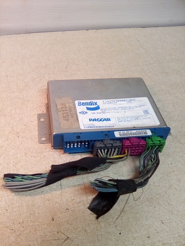 Bendix K141747R000 Q27-6087-302 Brake Control Module