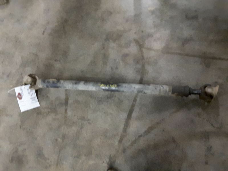Rear Drive Shaft 4.0SE Fits 95-02 RANGE ROVER 110464