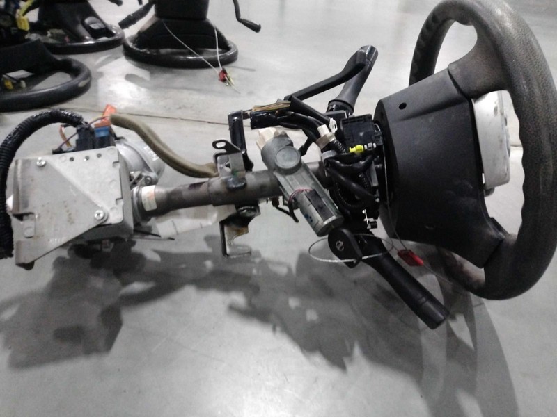 2017 Nissan Versa Steering Column Red OEM Used 83K Miles NJ25-25701-650912
