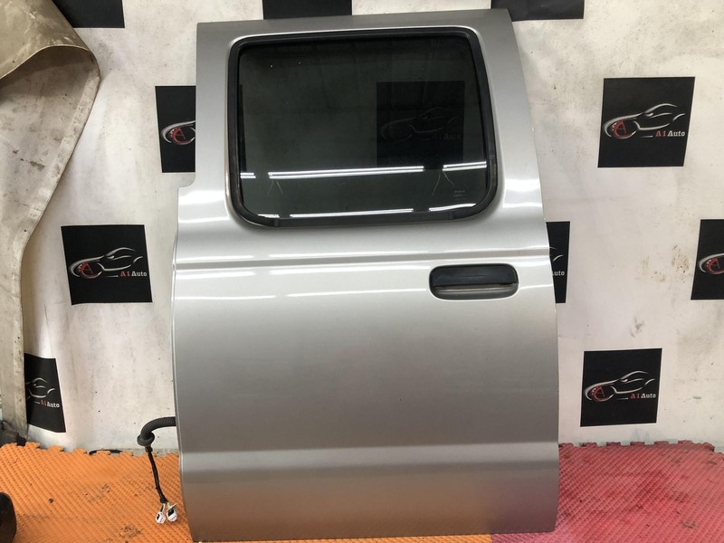 00-02 Nissan Frontier Rear Driver Left Extended Door Sand Metallic (CV0) Oem