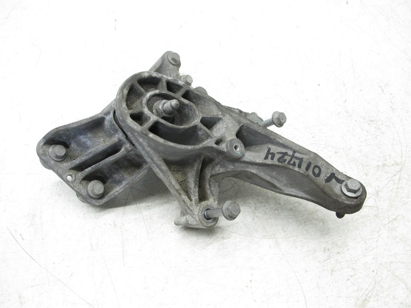 07-16 MINI COOPER S R58 R55 - R61 1.6 TRANSMISSION MOUNT BRACKET OEM 011724