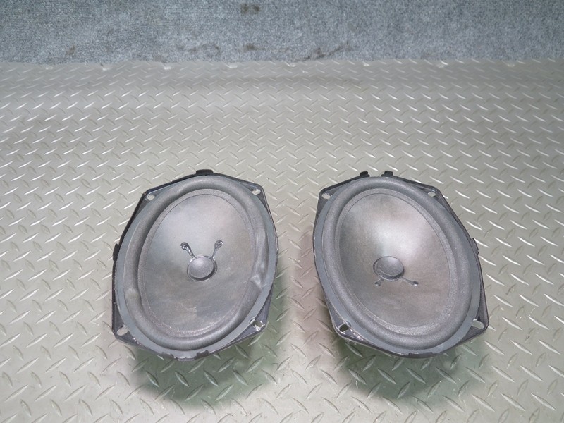 2006-2012 BENTLEY FLYING SPUR REAR LEFT & RIGHT SIDE AUDIO SPEAKER SET OF 2