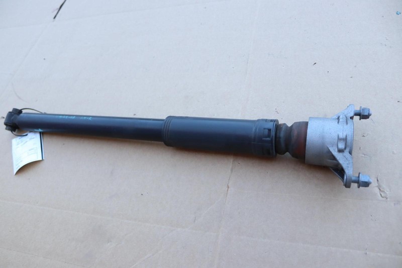 2015-2020 MERCEDES GLA CLASS GLA250 X156 REAR LEFT SHOCK STRUT ABSORBER OEM