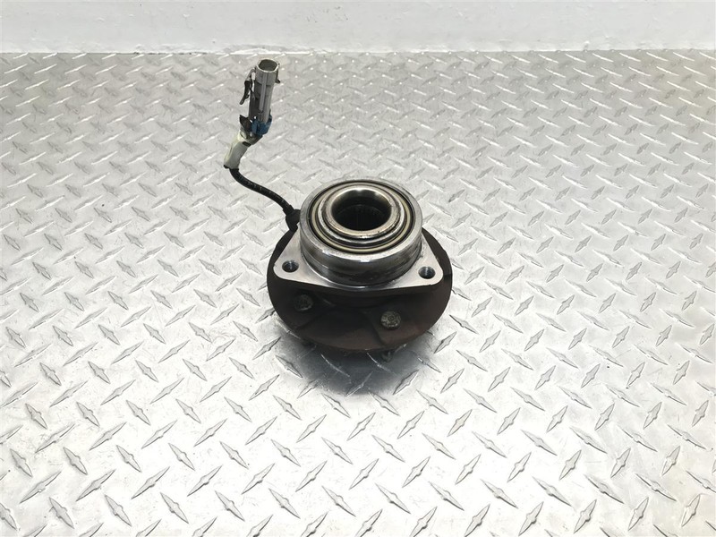 02 03 04 05 06 07 SATURN VUE 3.0L FRONT HUB OPT L81 OEM 538-00157