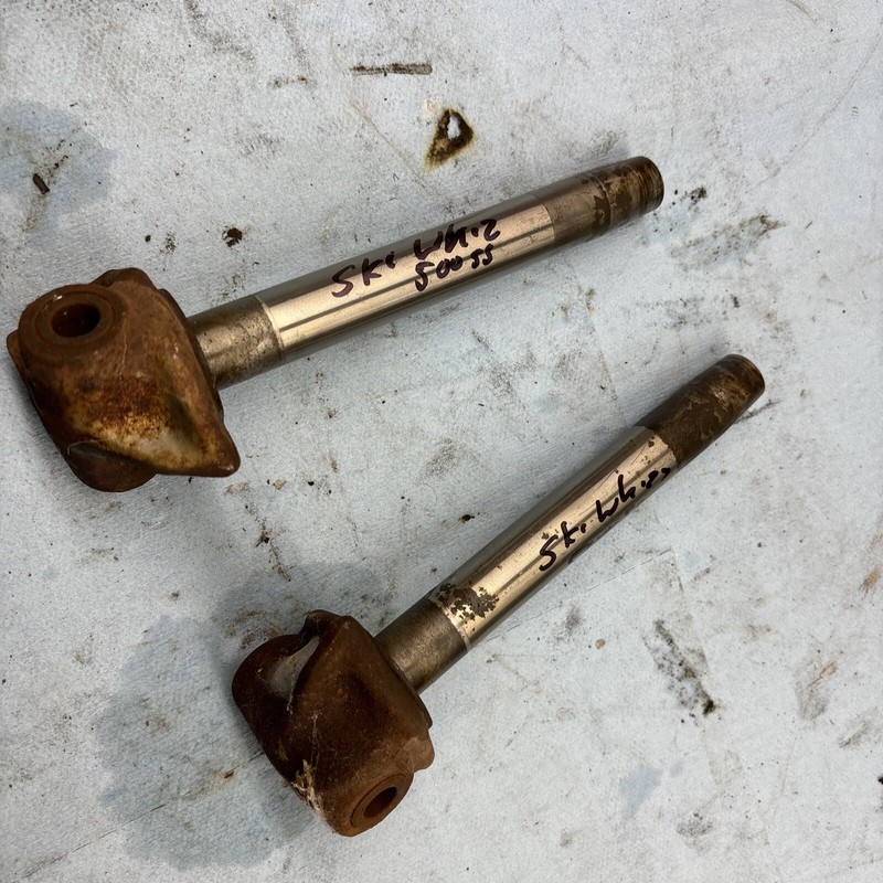 (2) 1970’s SKI-WHIZ Vintage Snowmobile 500SSTSki Spindles Good