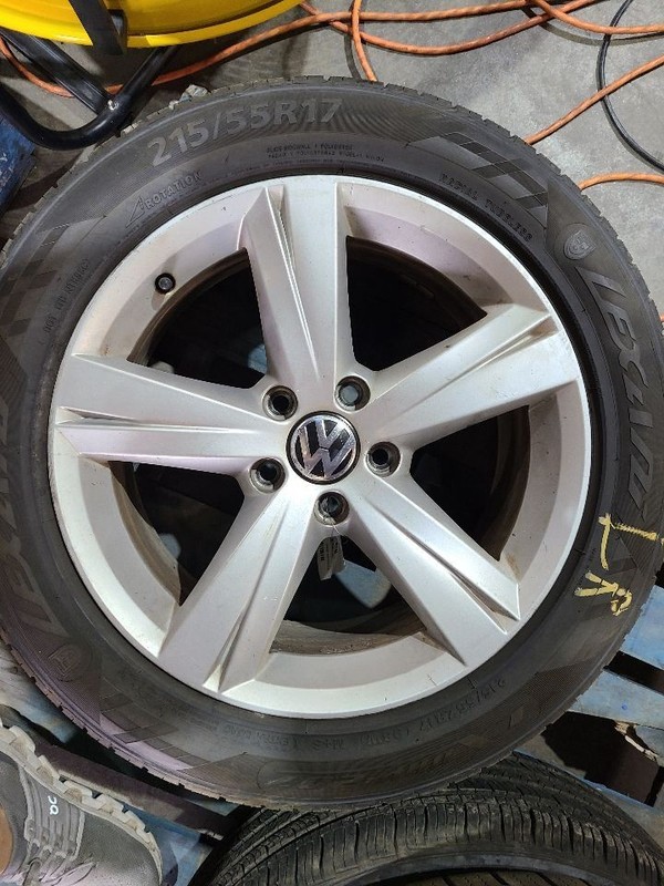Wheel 17x7 Alloy 5 Spoke Fits 12-15 PASSAT 575004