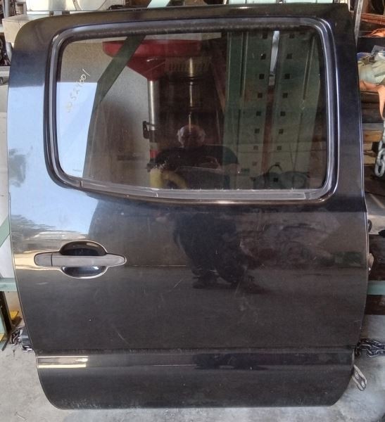 2005-2014 Tacoma RH Rear Door Crew Cab Black Privacy Tint 59244 A 6700304060