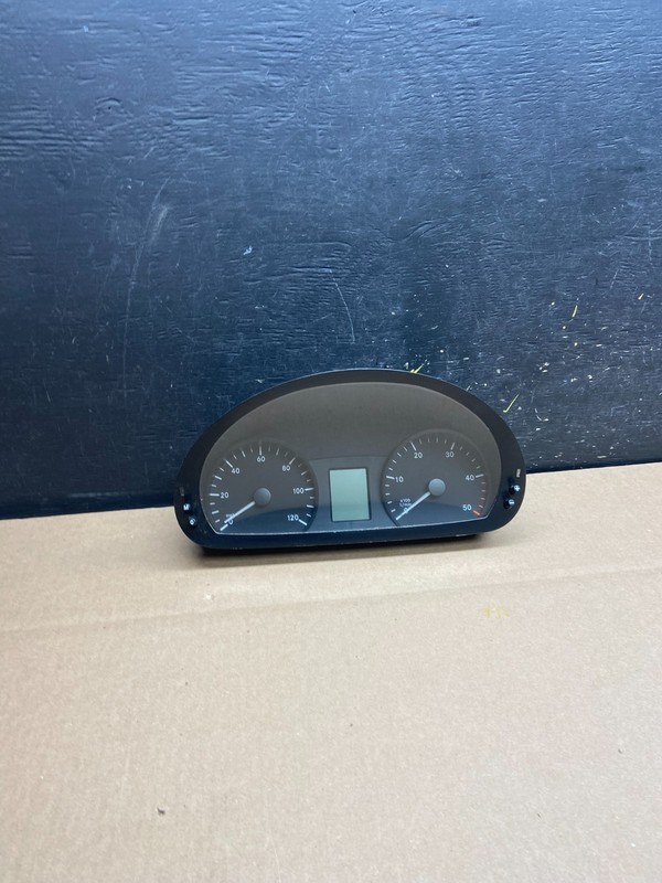 2007 to 2009 Sprinter 2500 3500 Instrument Speedometer Gauge Cluster T4315 DG