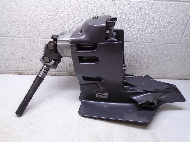 E Volvo Penta SX-M OMC 1.85 Upper Unit 3868155