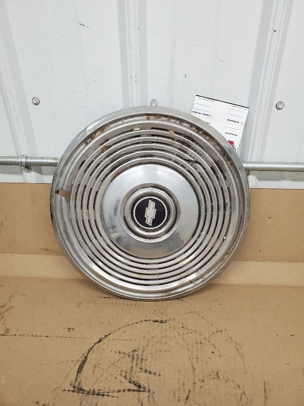 Wheel Cover HubCap Wire Type With Skirts Fits 70-71 MONTE CARLO 299072