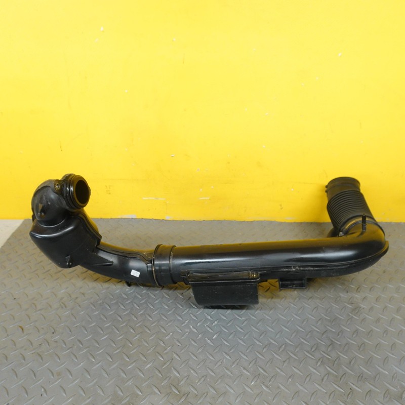 2019-2022 VOLVO XC40 AIR INTAKE HOSE PIPE OEM 32252698