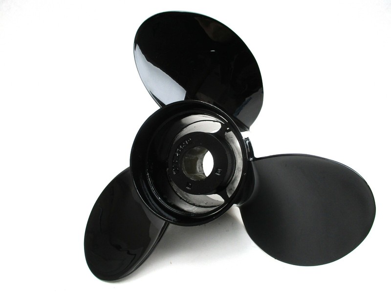 832832A45 14.25 X 21 Pitch Hub Kit Style Prop for 90-400HP 4 3/4" Gearcase