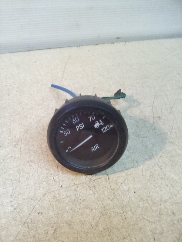 Freightliner A22-72357-002 Air Suspension Gauge