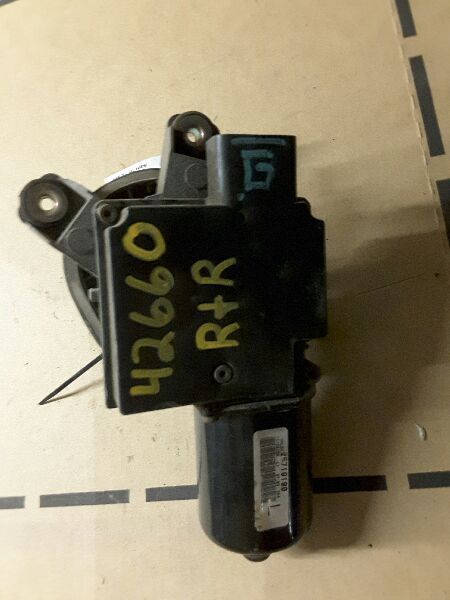 01 02 03 04 SEVILLE WINDSHIELD WIPER MTR 115735