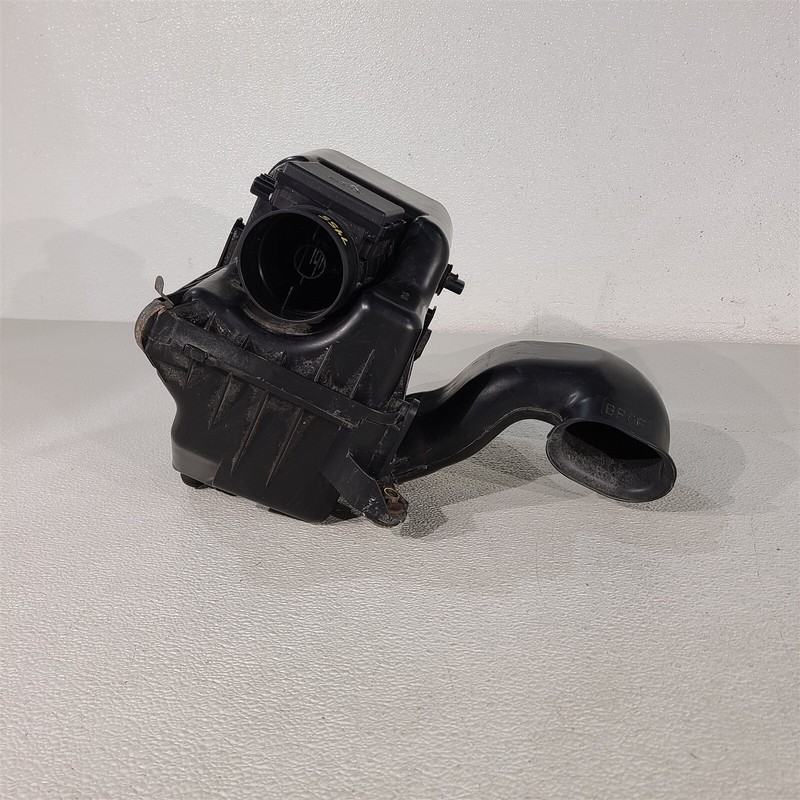 01-05 Mazda Miata Mx5 Air Cleaner Housing Box Aa7455