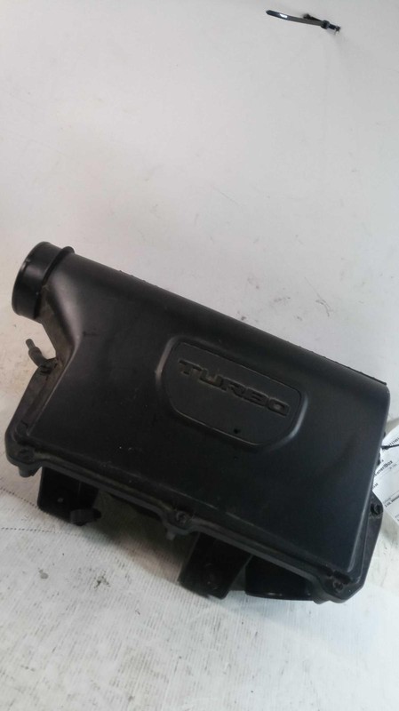 2024 Jeep Compass OEM Air Cleaner Assembly Grey 2.0L 6000 Mi 68567273AA