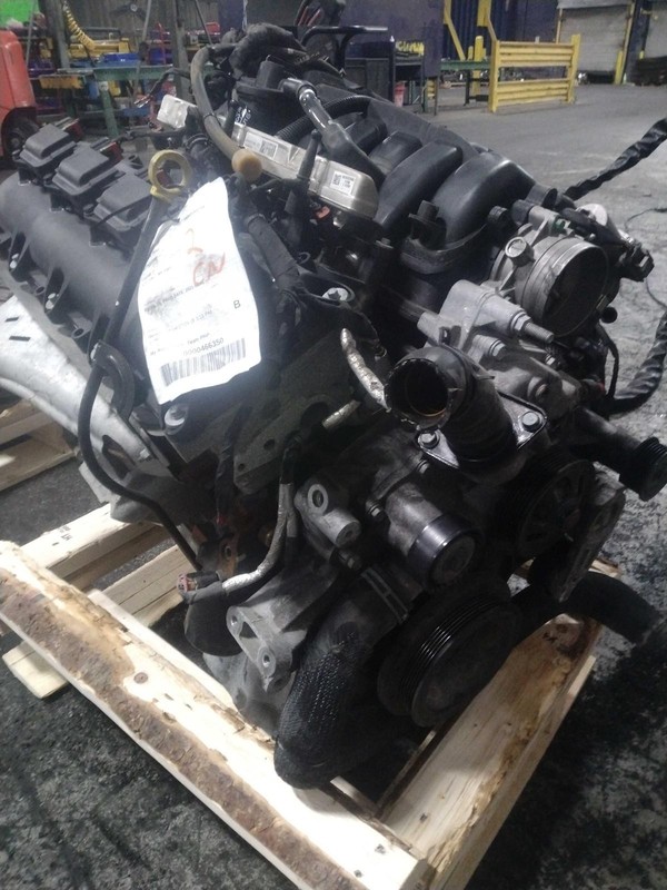 Used Engine Complete Assembly fits: 2021 Chrysler 300 5.7L VIN T 8th digit RWD G